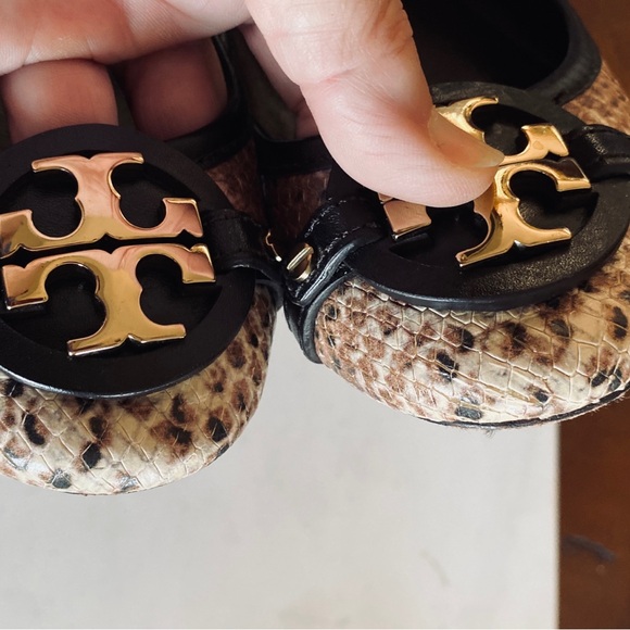 Tory Burch snakeskin/gold/black ballet flats size 8 very good condition. - Picture 7 of 8
